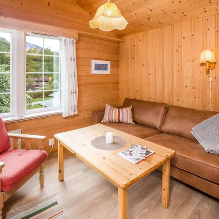 Flam Hostel & Cabins-2